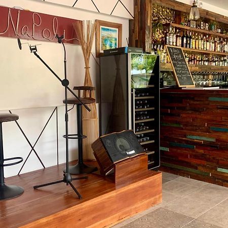 Bella Napoli Resort & Resto Панглао Екстериор снимка
